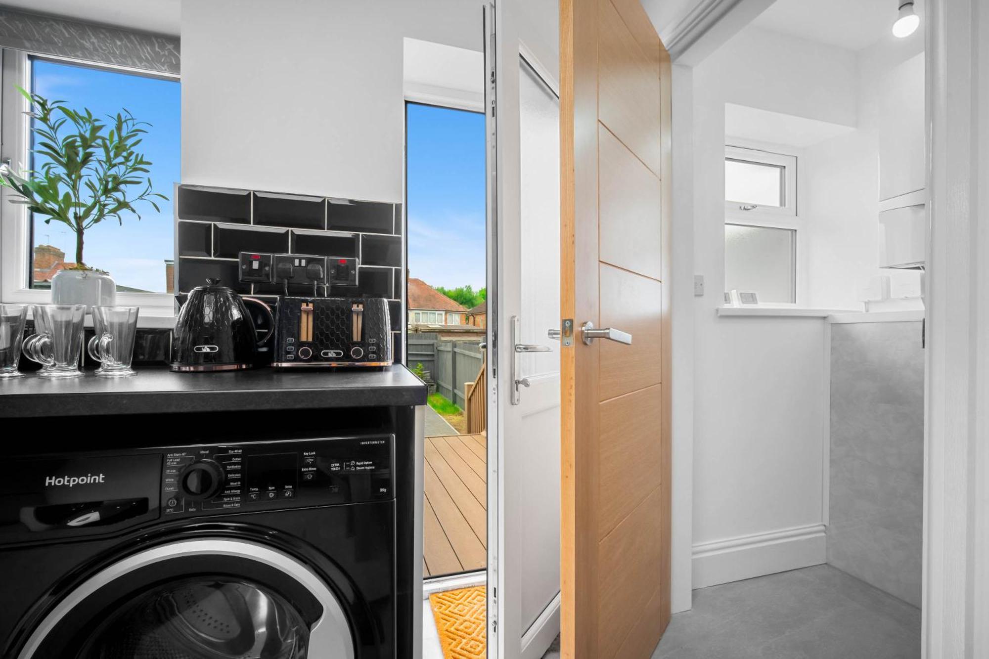 5 Bedroom House Solihull 10 Mins Drive From Bhx & Nec Private Off Road Parking Birmingham Buitenkant foto