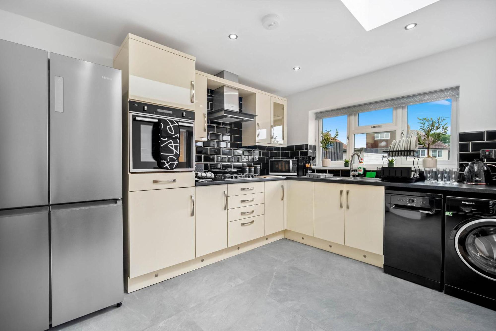 5 Bedroom House Solihull 10 Mins Drive From Bhx & Nec Private Off Road Parking Birmingham Buitenkant foto