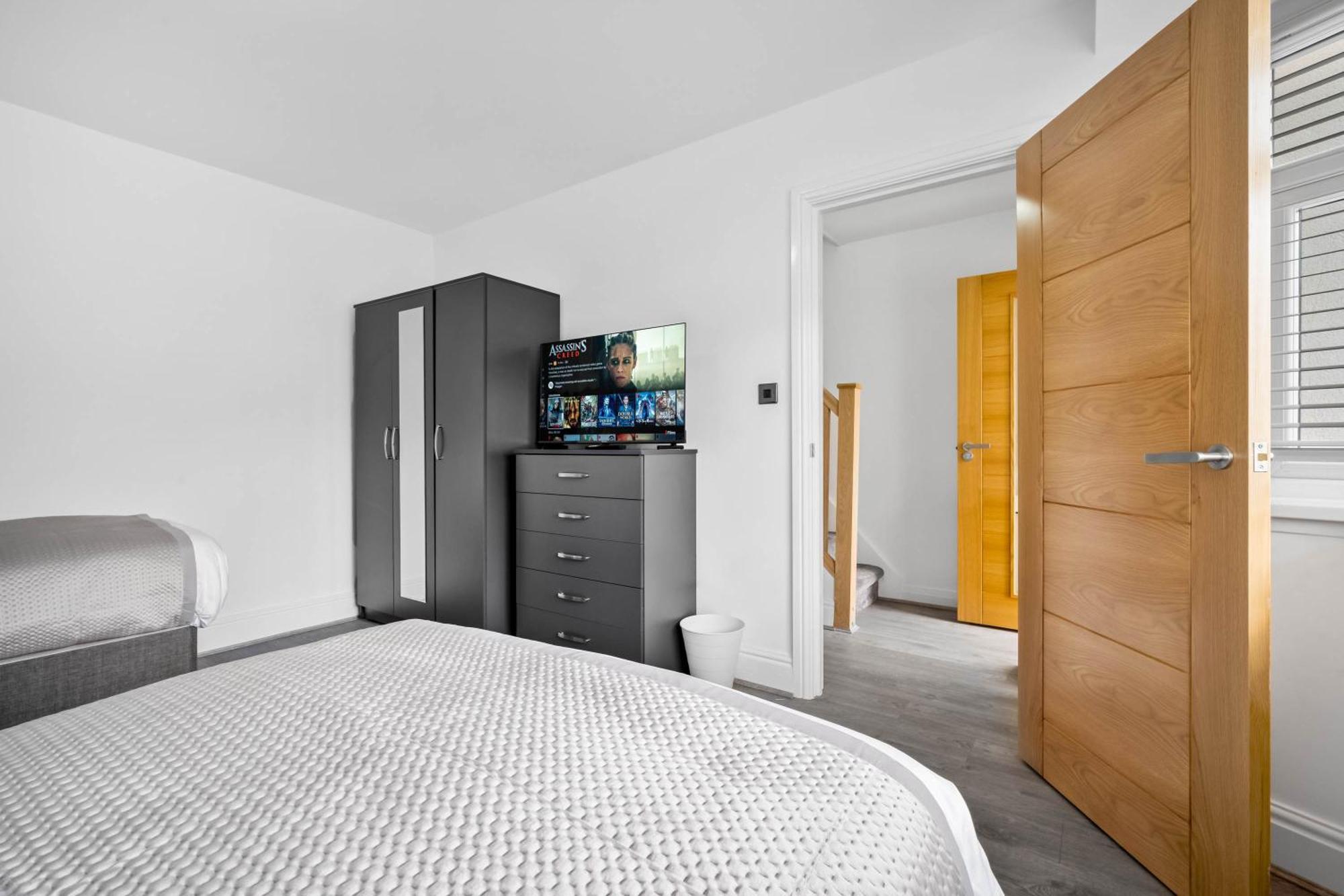 5 Bedroom House Solihull 10 Mins Drive From Bhx & Nec Private Off Road Parking Birmingham Buitenkant foto